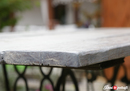 Renowacja starego, rustykalnego stołu z drewna 